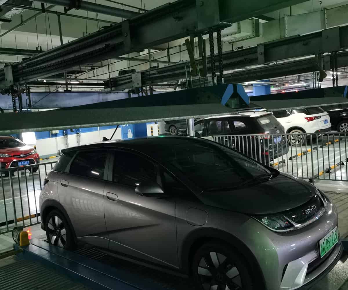 兩柱停車位租用